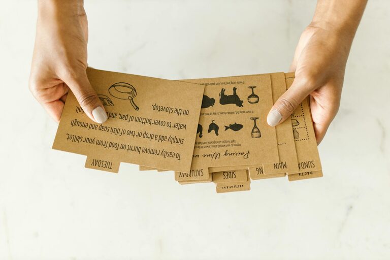 How to Create a Simple Weekly Meal Plan to Save Time and Eat Well